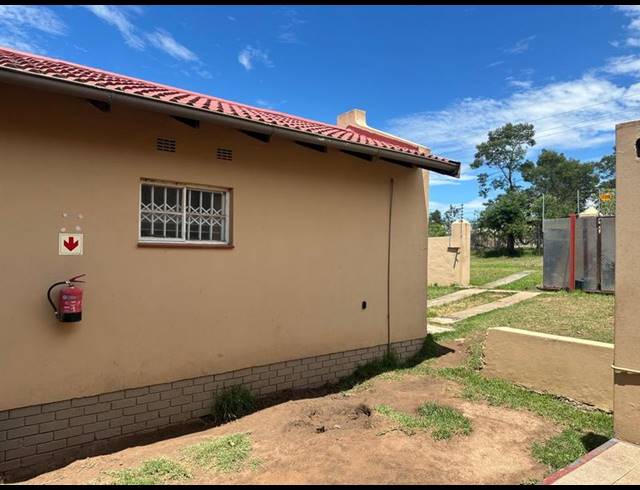 4 BEDROOM HOUSE FOR SALE IN MTHATHA CENTRAL